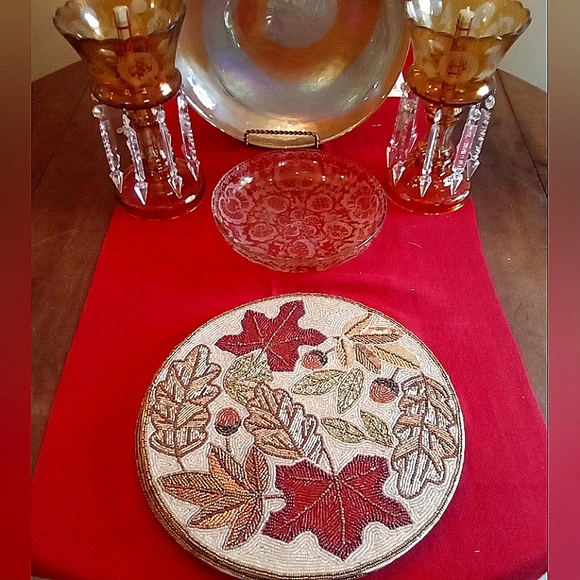 PLACEMATS BEADED LEAVES - Picture 1 of 2